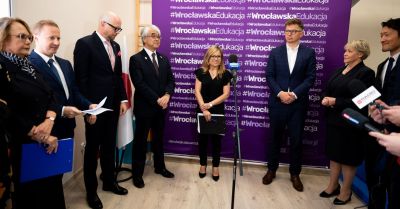 Nowy sprzęt terapeutyczny dla wrocławskich poradni