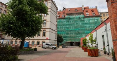 Rekordowa liczba placówek remontowanych podczas wakacji